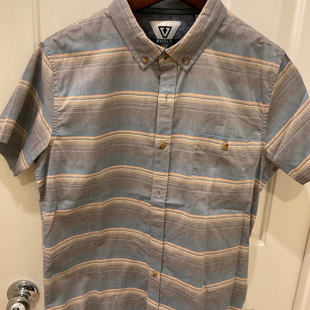 Boys Vissla Button Down - Size XL - short sleeve